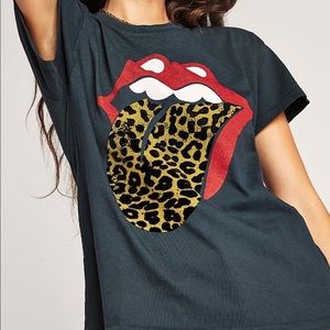 DAYDREAMER GRAPHIC TEE